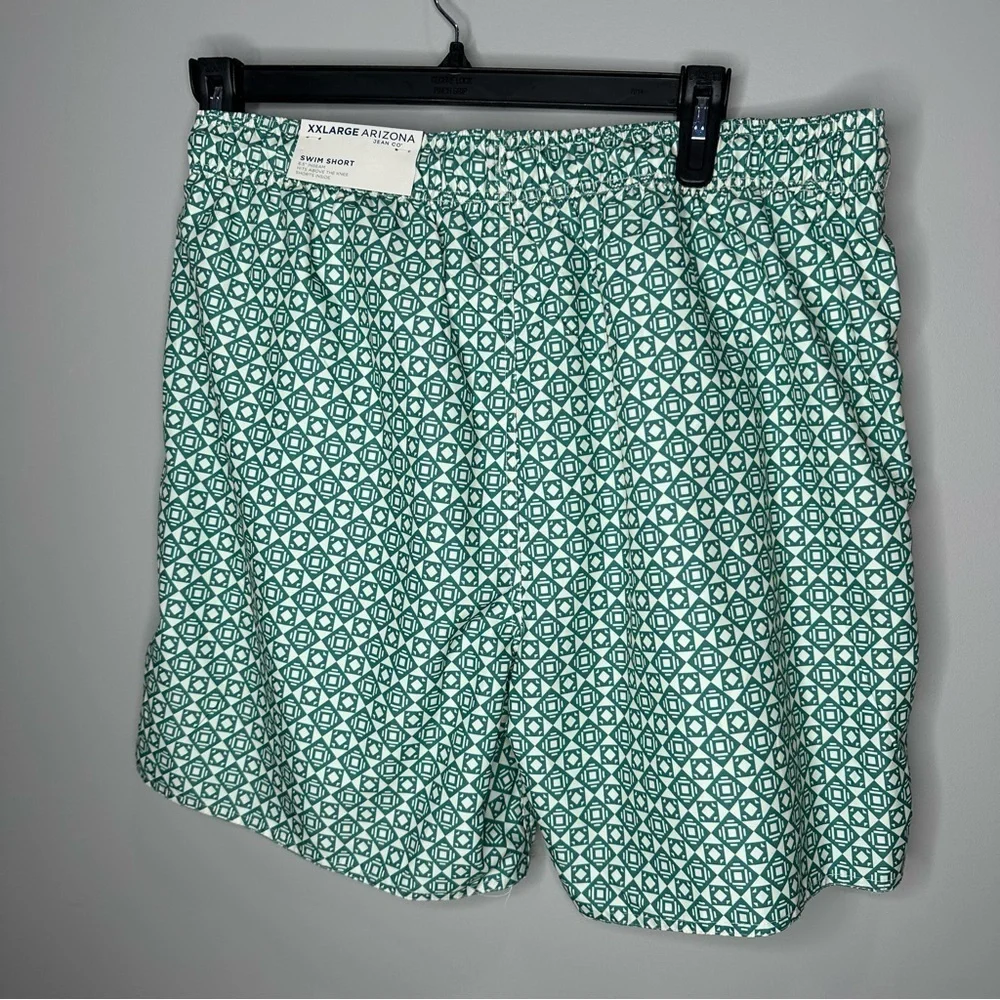 Arizona Jean Company Green Swim Trunks with Geometric Pattern